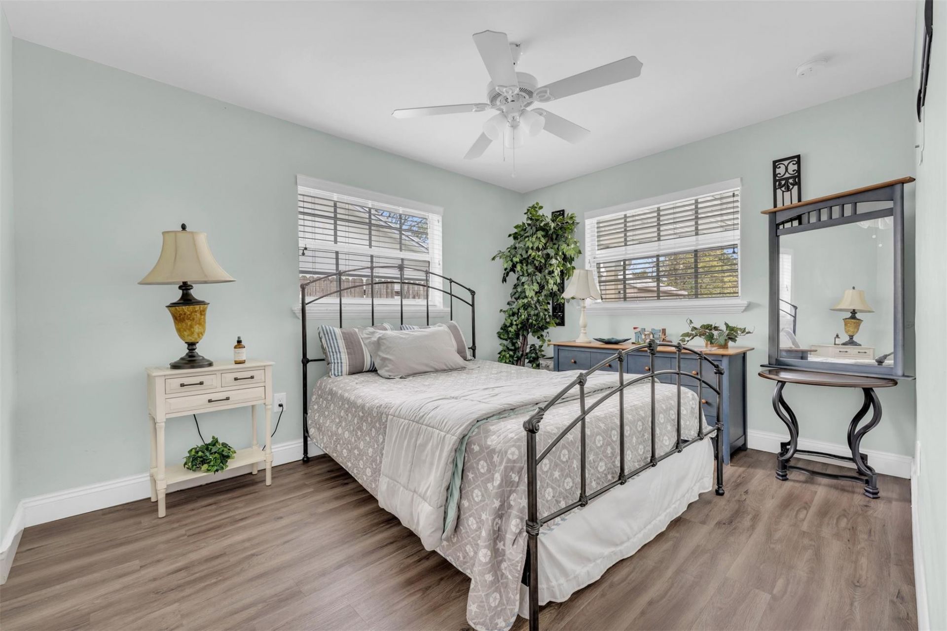 9860 NW 3rd Street, Pembroke Pines, FL 33024 Photo