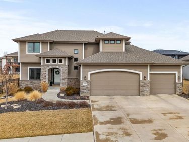 18402 Willis Avenue, Omaha, NE 68022