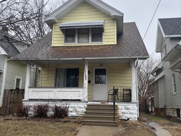 647 Carlton Street, Toledo, OH 43609