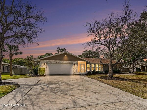 742 Penguin Avenue NE , Palm Bay, FL 32907