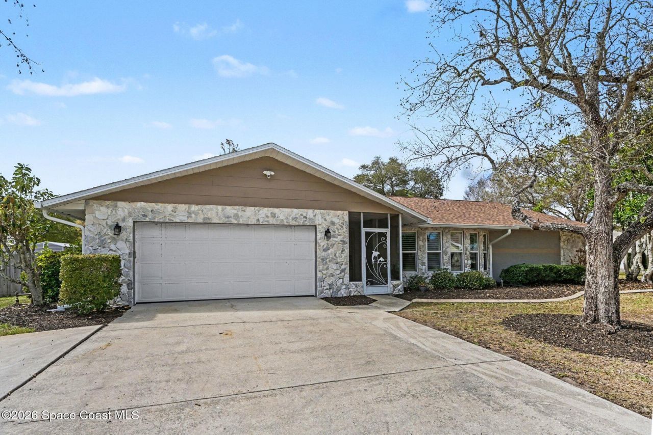 742 Penguin Avenue NE , Palm Bay, FL 32907 Photo