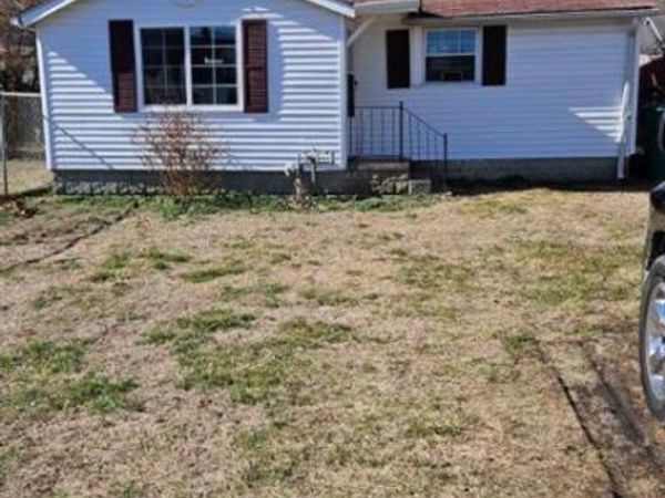 627 N 75th Street , East St Louis, IL 62203