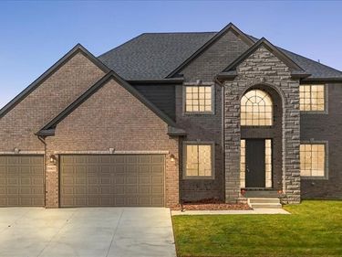 50437 MISTWOOD Drive , Macomb Twp, MI 48042