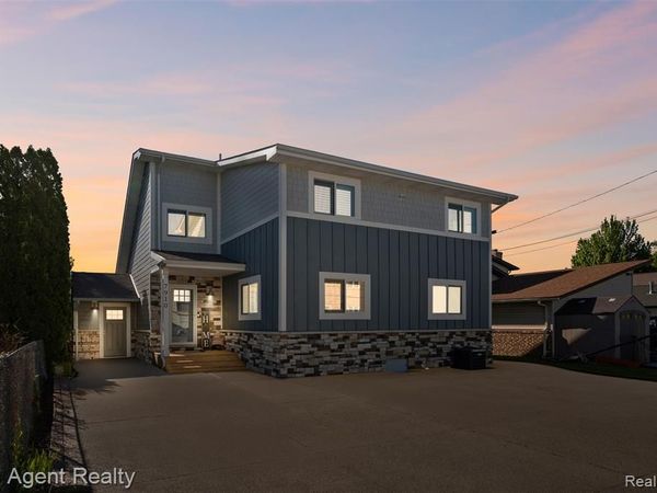 7910 ANCHOR BAY Drive, Clay Twp, MI 48001