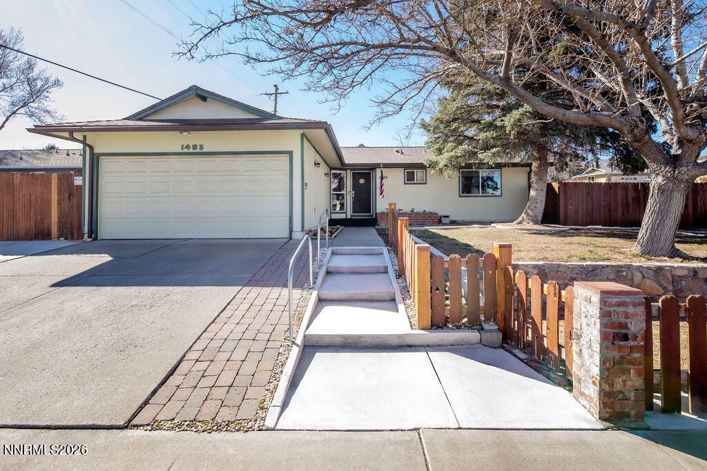 1495 Exeter Way, Reno, NV 89503 Photo