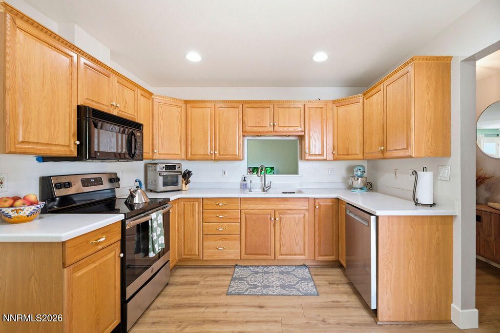 1495 Exeter Way, Reno, NV 89503 Photo