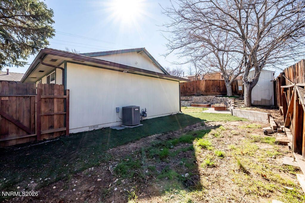 1495 Exeter Way, Reno, NV 89503 Photo