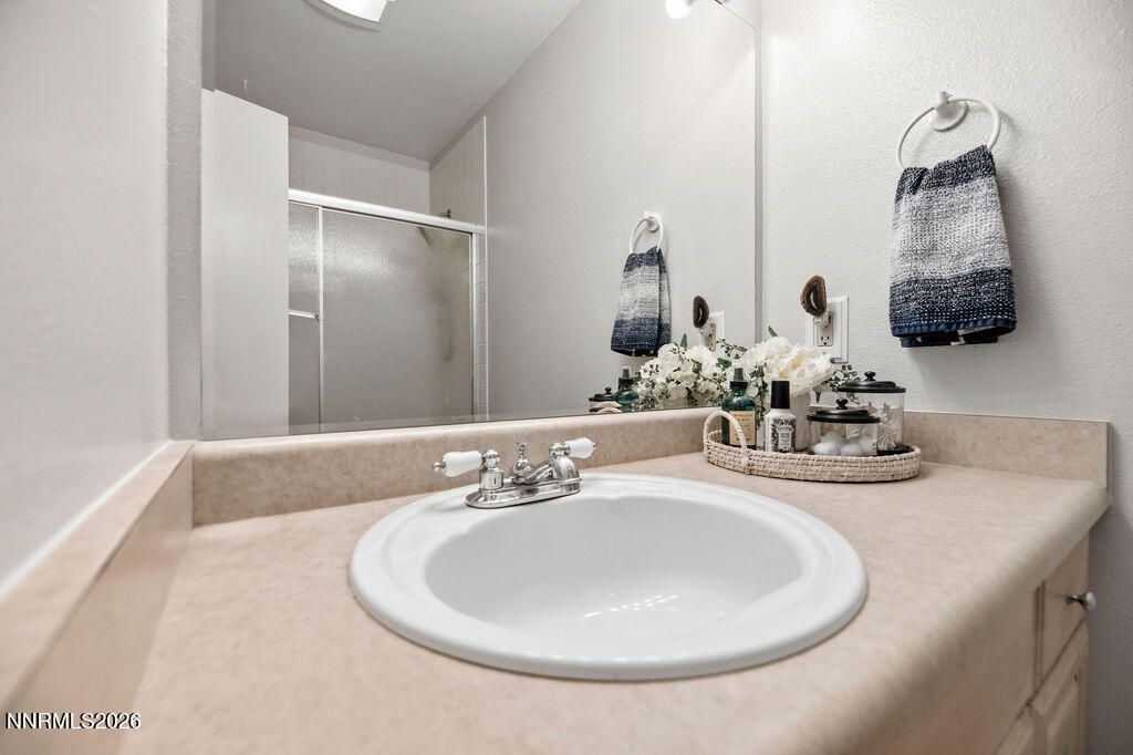 1495 Exeter Way, Reno, NV 89503 Photo