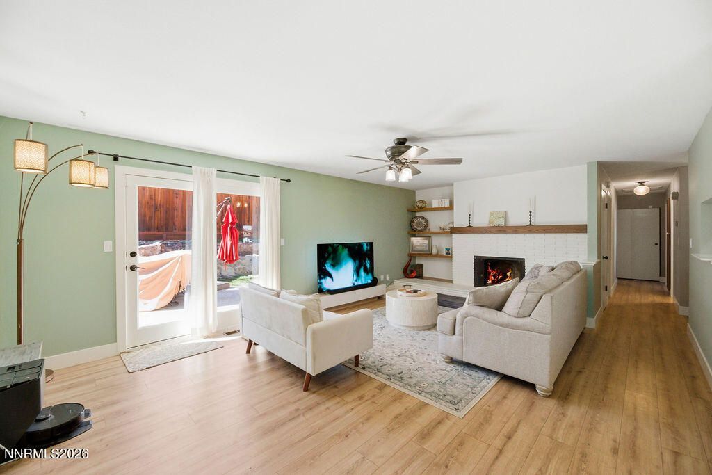 1495 Exeter Way, Reno, NV 89503 Photo