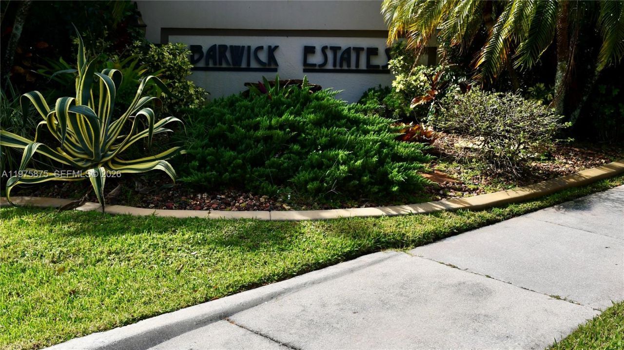 1335 E Barwick Ranch Cir , Delray Beach, FL 33445 Photo