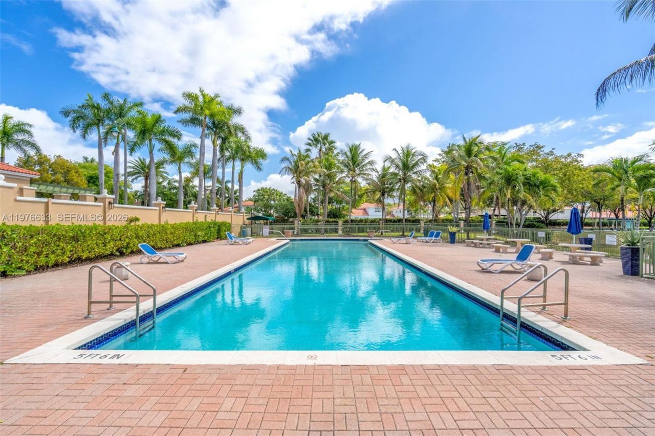 6700 NW 114th Ave, Unit 905, Doral, FL 33178 Photo