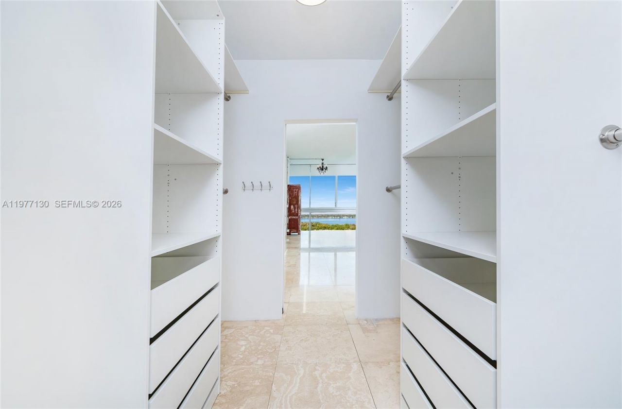 7934 West Dr, Unit 1101, North Bay Village, FL 33141 Photo