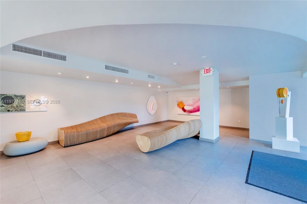 7934 West Dr, Unit 1101, North Bay Village, FL 33141 Photo