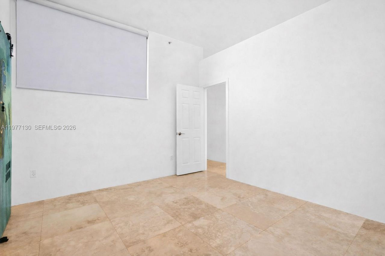 7934 West Dr, Unit 1101, North Bay Village, FL 33141 Photo