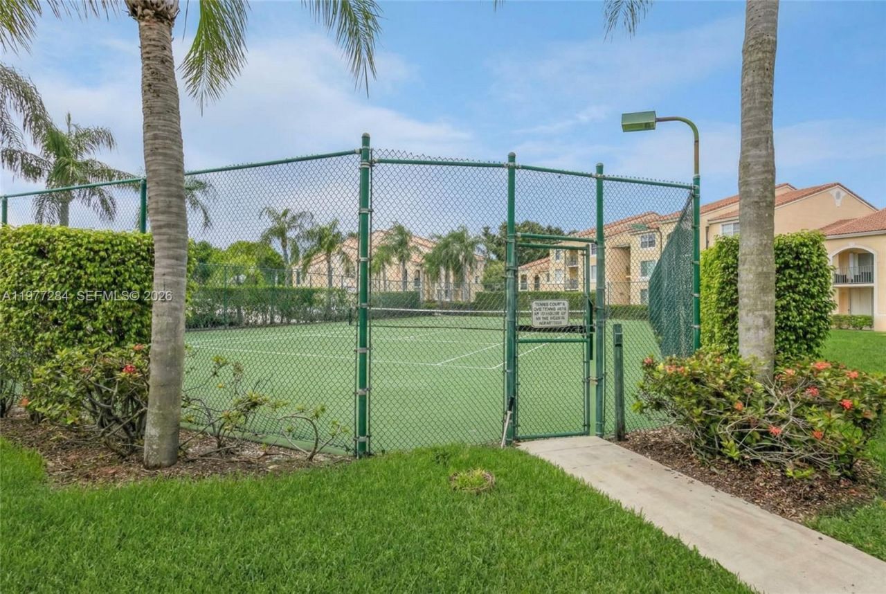 1727 Village Blvd , Unit 108, West Palm Beach, FL 33409 Photo