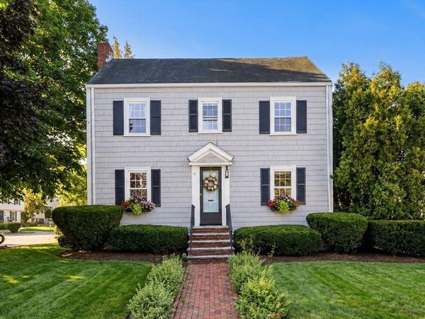 97 Pleasant St, Milton, MA 02186