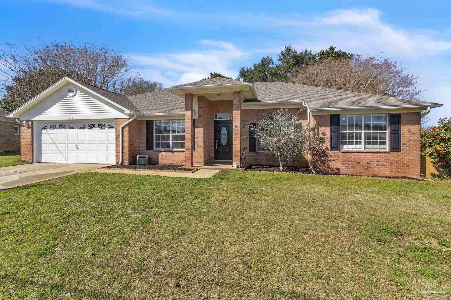 1723 Marseille Dr, Gulf Breeze, FL 32563 Main Photo