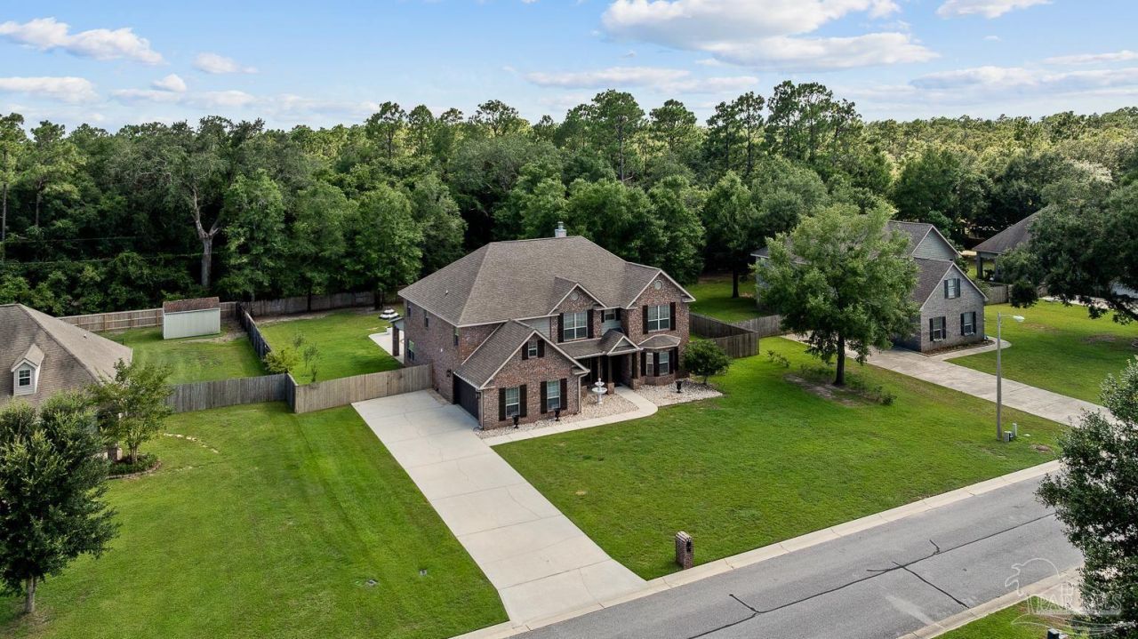 5528 Heatherton Rd, Milton, FL 32570 Main Photo