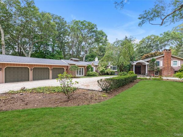 11 Quaker Ridge Drive, Brookville, NY 11545