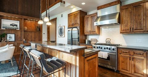 7401 Larkspur Lane, Truckee, CA 96161 Photo