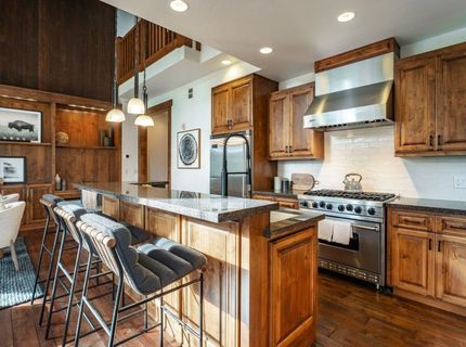 7401 Larkspur Lane, Truckee, CA 96161 Photo