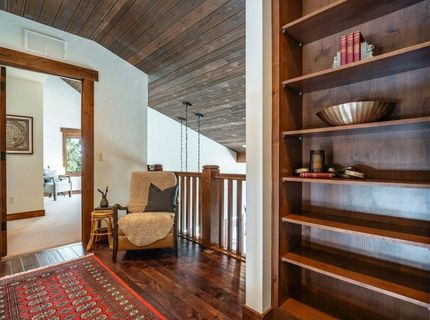 7401 Larkspur Lane, Truckee, CA 96161 Photo