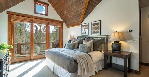 7401 Larkspur Lane, Truckee, CA 96161 Photo