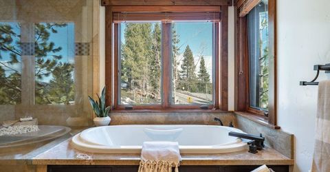 7401 Larkspur Lane, Truckee, CA 96161 Photo