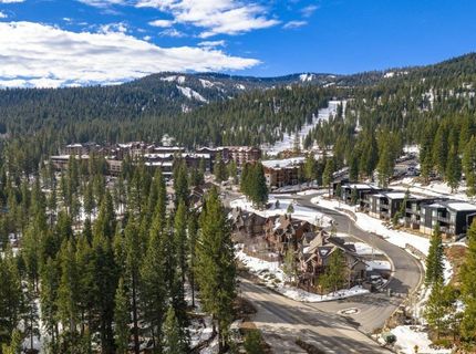 7401 Larkspur Lane, Truckee, CA 96161 Photo