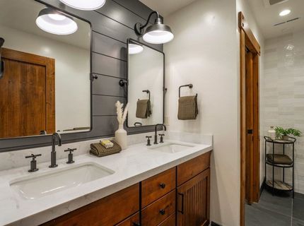 7401 Larkspur Lane, Truckee, CA 96161 Photo