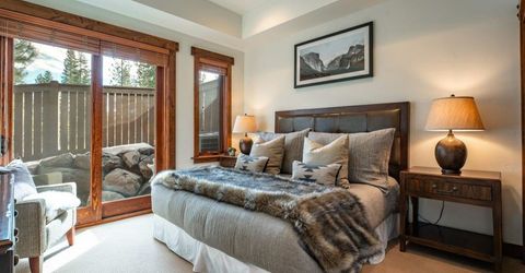 7401 Larkspur Lane, Truckee, CA 96161 Photo