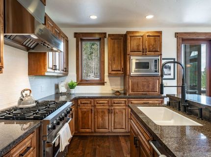 7401 Larkspur Lane, Truckee, CA 96161 Photo