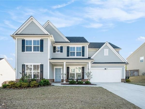 55 Clubhouse Way, Acworth, GA 30101