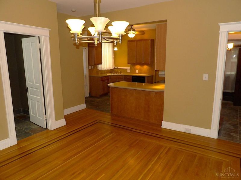 821 Academy Avenue, Cincinnati, OH 45205 Photo 27