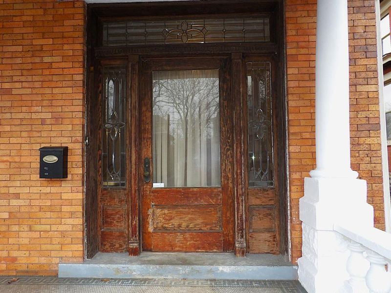 821 Academy Avenue, Cincinnati, OH 45205 Photo 3