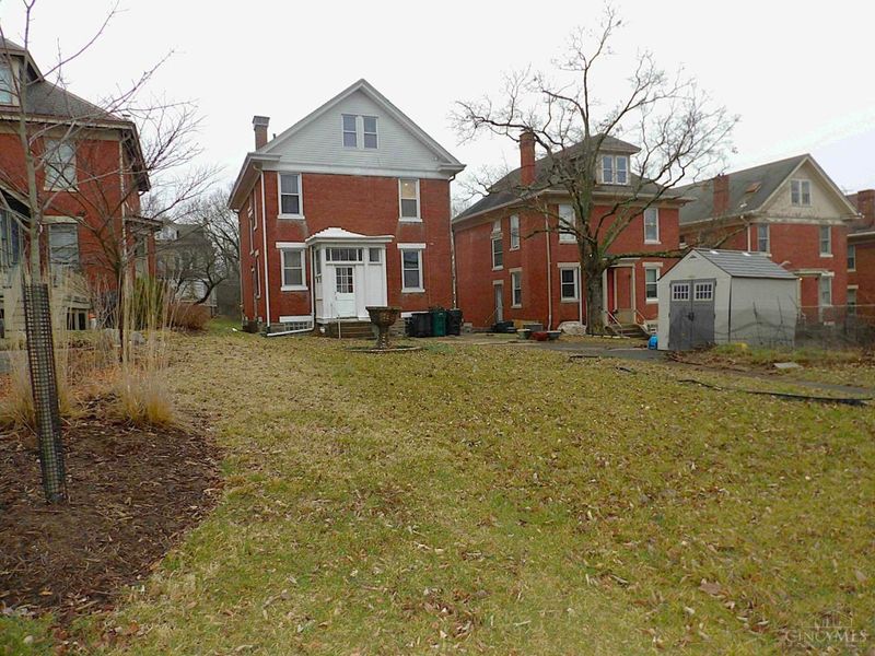 821 Academy Avenue, Cincinnati, OH 45205 Photo 5