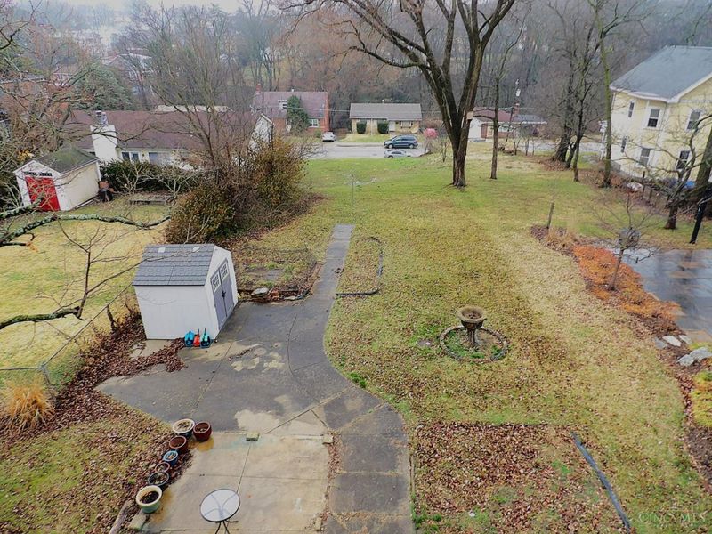 821 Academy Avenue, Cincinnati, OH 45205 Photo 58