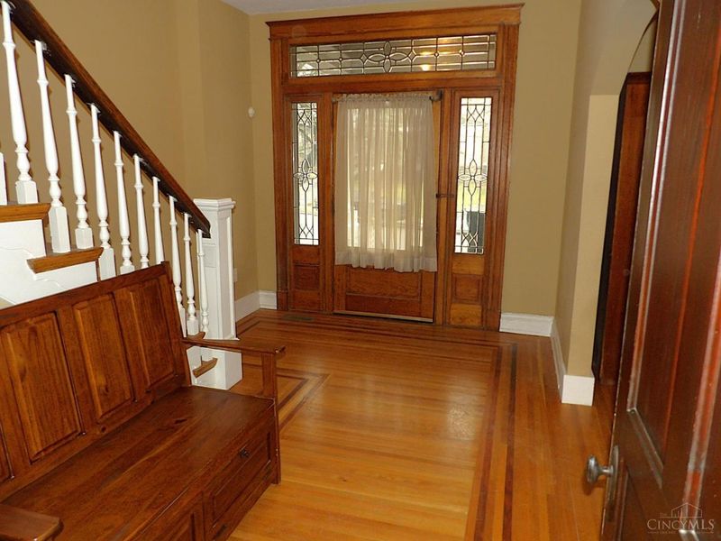 821 Academy Avenue, Cincinnati, OH 45205 Photo 6