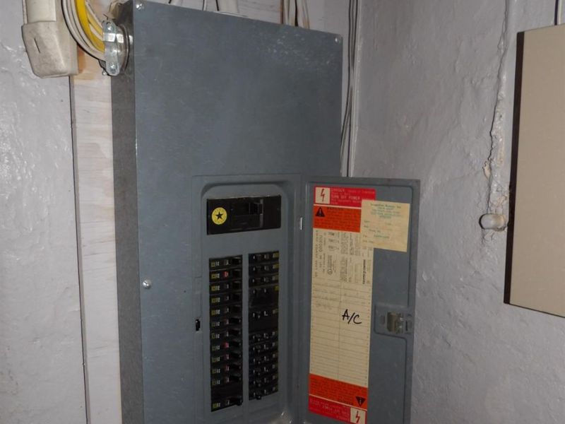 821 Academy Avenue, Cincinnati, OH 45205 Photo 62