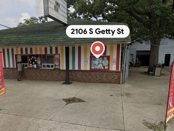 2106 S Getty Street, Muskegon, MI 49444
