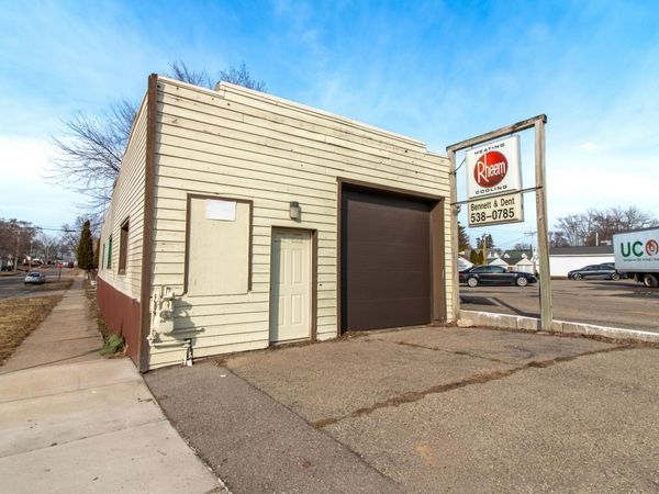 1331 Chicago Drive SW, Wyoming, MI 49509