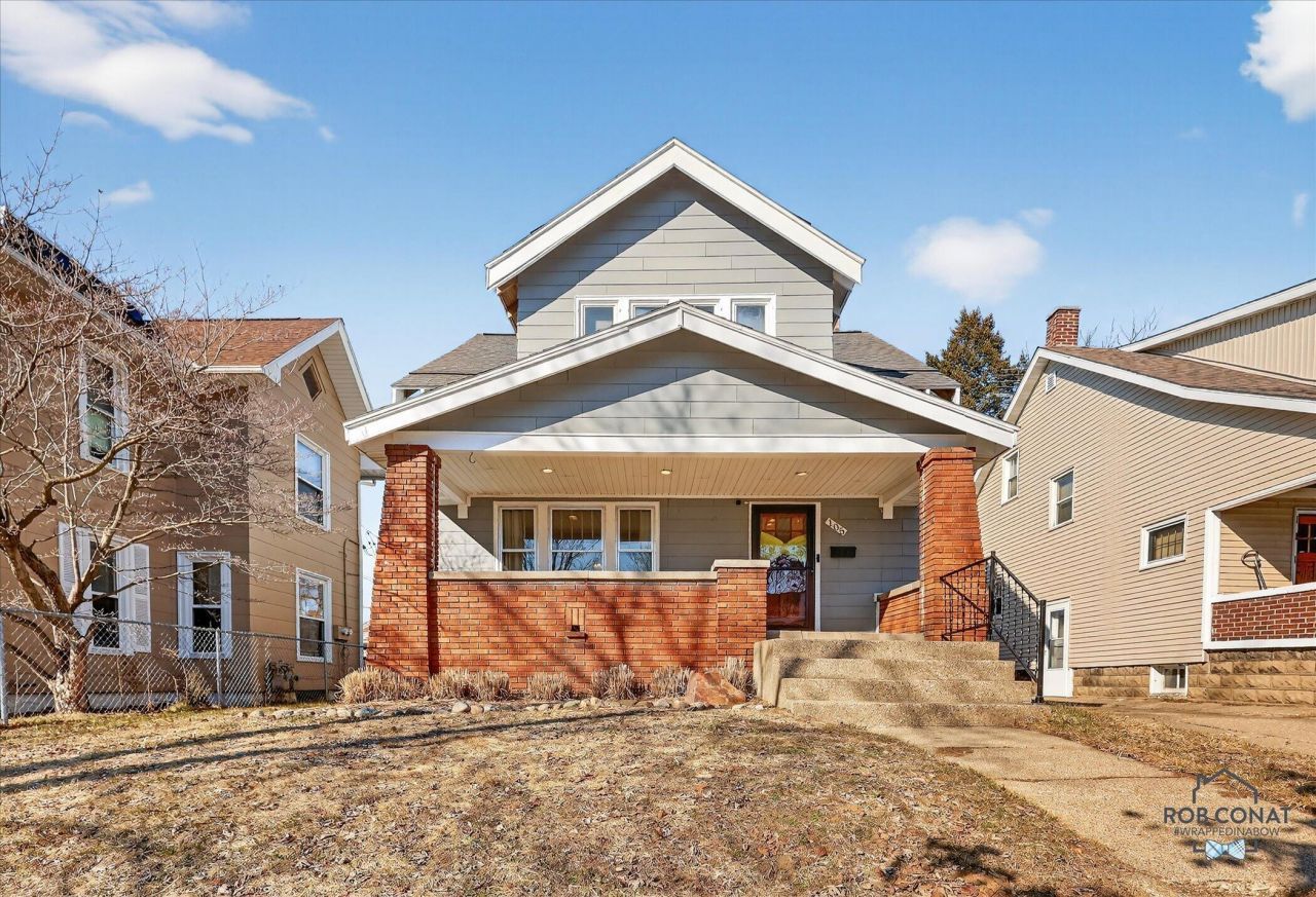 105 Dean Street Ne, Grand Rapids, MI 49505 Main Photo