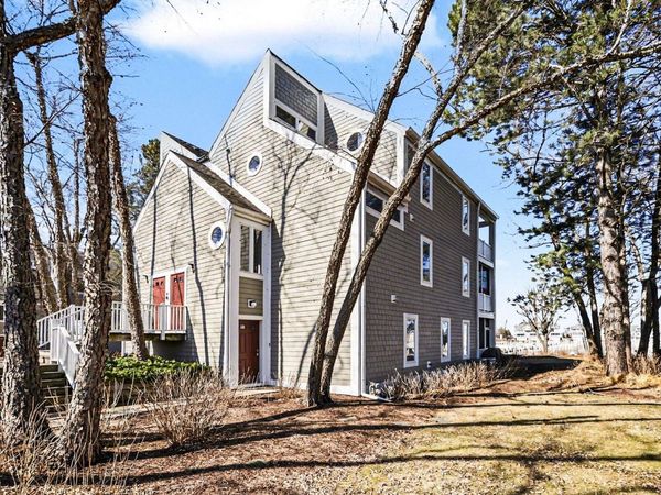 410 Oselka Drive, Unit 123, New Buffalo, MI 49117