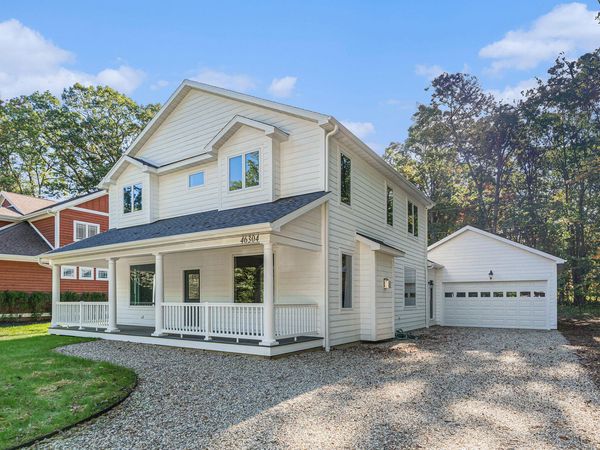 46304 Station Road, New Buffalo, MI 49117