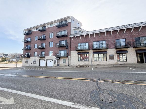 516 Williams Street, Unit 10, South Haven, MI 49090