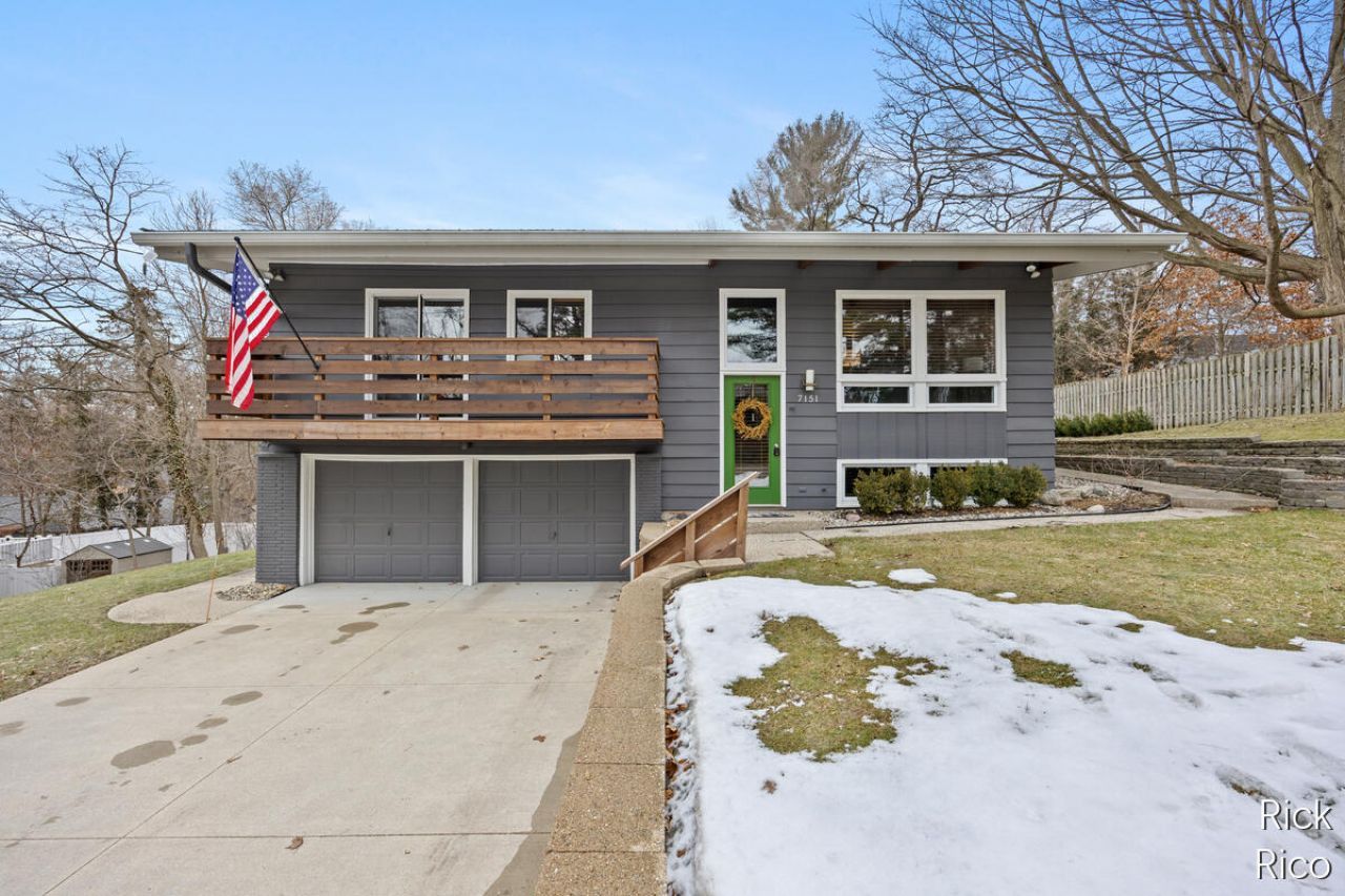7151 Oran Drive Se, Grand Rapids, MI 49546 Main Photo