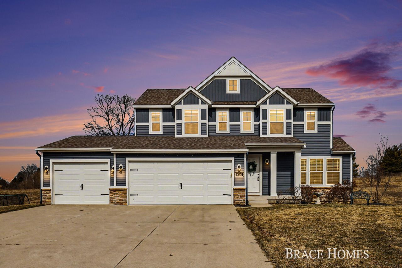 2929 E Morgan Trail, Rockford, MI 49341 Main Photo