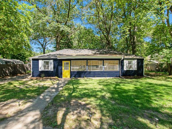 3096 Lincoln Street, Norton Shores, MI 49441