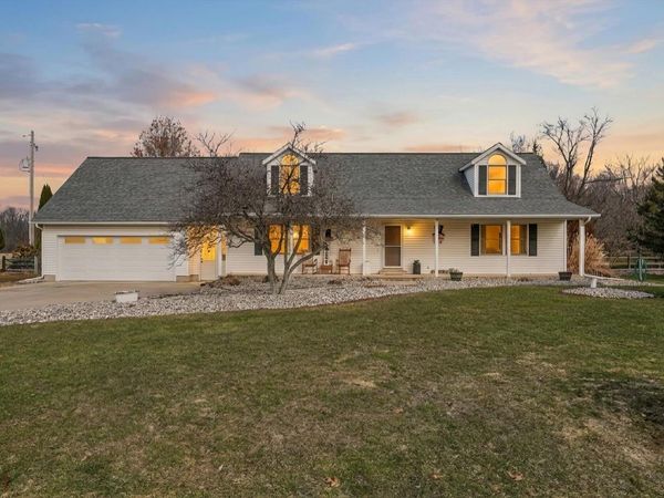 5454 Vrooman Road, Jackson, MI 49201