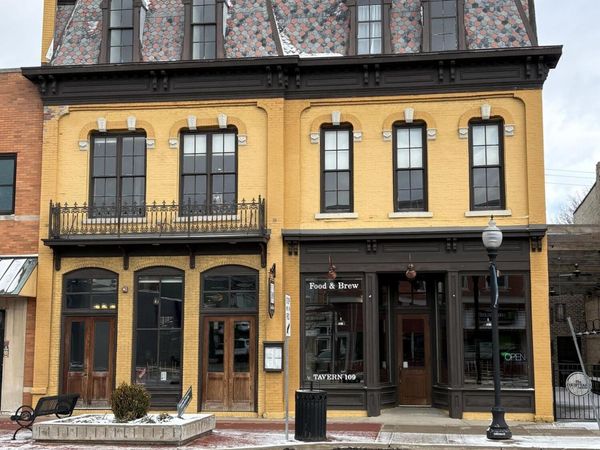 109 E Grand River Avenue, Williamston, MI 48895